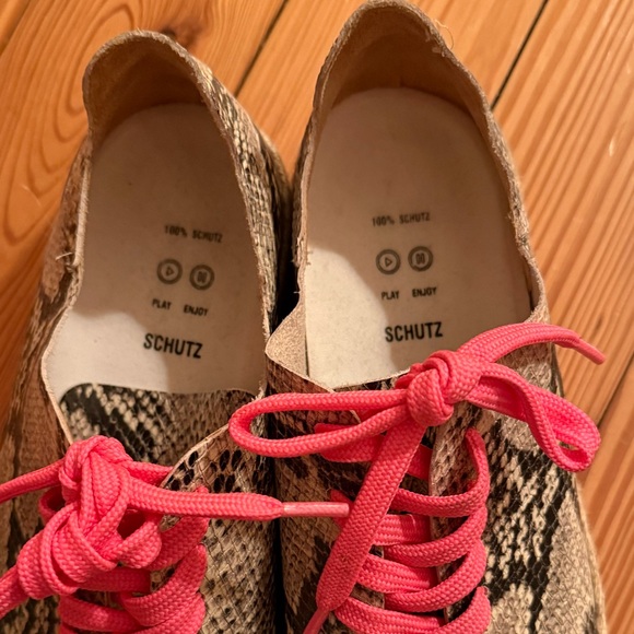 Schutz snake skin sneakers - Picture 3 of 3